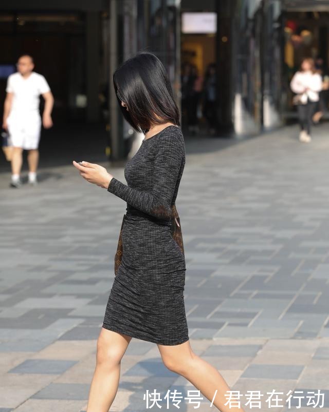 穿搭|连衣裙穿搭也可以让女性更有力量感,挑战视觉神经,效果满满