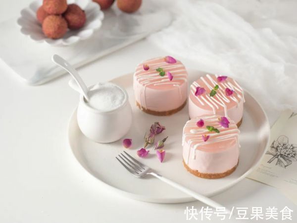 慕斯|玫瑰荔枝镜面冻芝士，mini一个，少少负担