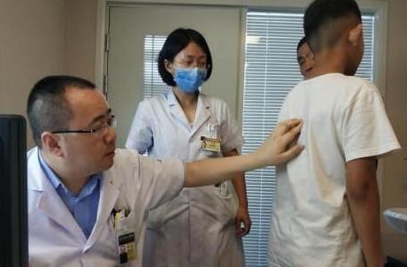 长高|9岁男孩半年长高10cm,儿科医生:4种食物助长高,多给孩子吃一些