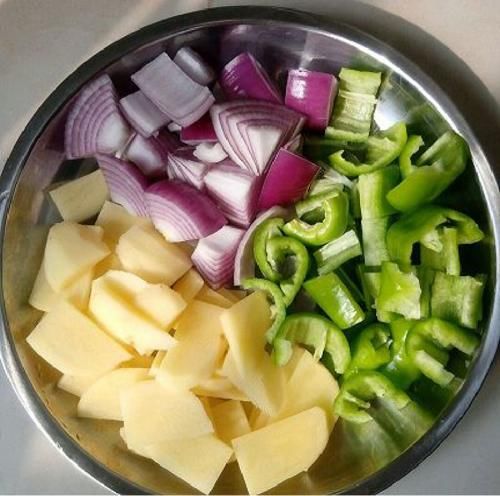 洋蔥和它是絕配，等于血管“清潔劑”，營(yíng)養(yǎng)極高，血管通暢了