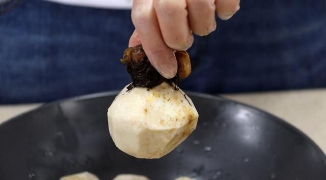 冬季，遇到这芋头别手软，教你最好吃的做法，外酥里嫩