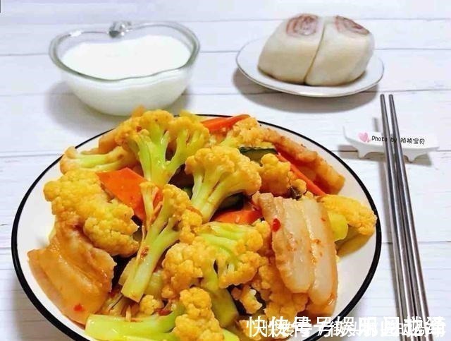 花菜|“它”是碱性食物,女人常吃增强体质,少掉发,抹平赘肉小肚子