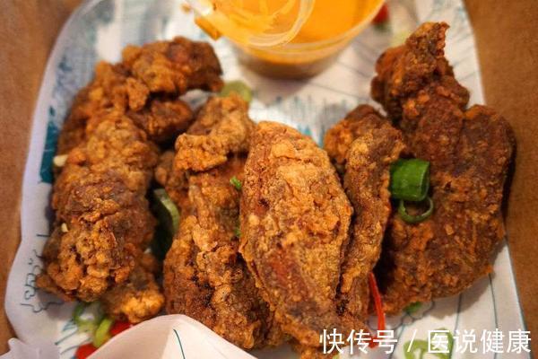 油炸食品|不想脑梗缠身,这4类伤血管食物,再爱吃也要管住嘴!