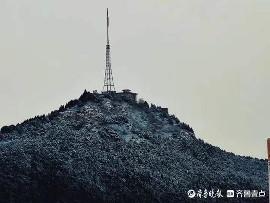 岁末冬深望“雪山”