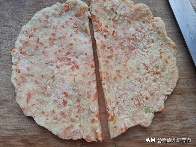 胡萝卜这样做真好吃，不发面不揉面一烙上桌营养极高，凉了也不硬