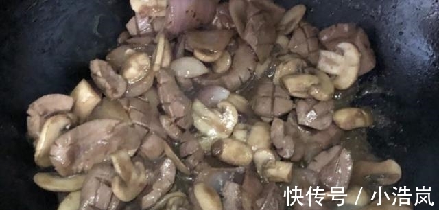 蘑菇|它是“男人宝”，比生蚝好吃，价格还便宜，三天两头老公就想它！