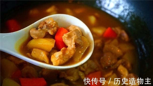 口感|一家三口的咖喱菜,咖喱块放多少口感最佳?这道食谱最实用诠释