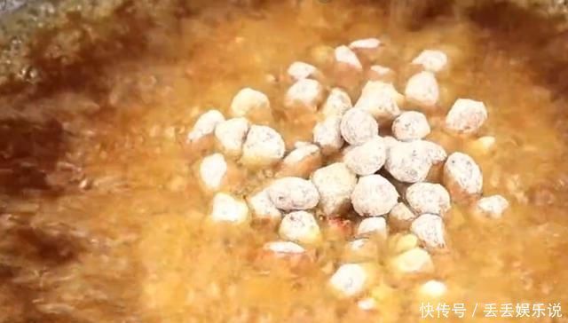 自从学会花生米这个吃法,我家隔三差五就做一次,营养简单又解馋