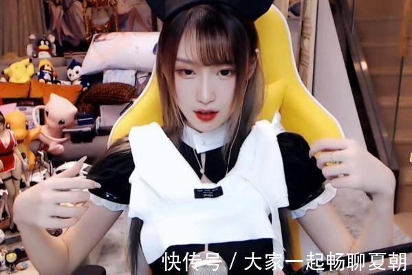 腐团儿|腐团儿直播上演Cos秀,十分钟内被超管封禁警告两次是什么操作?