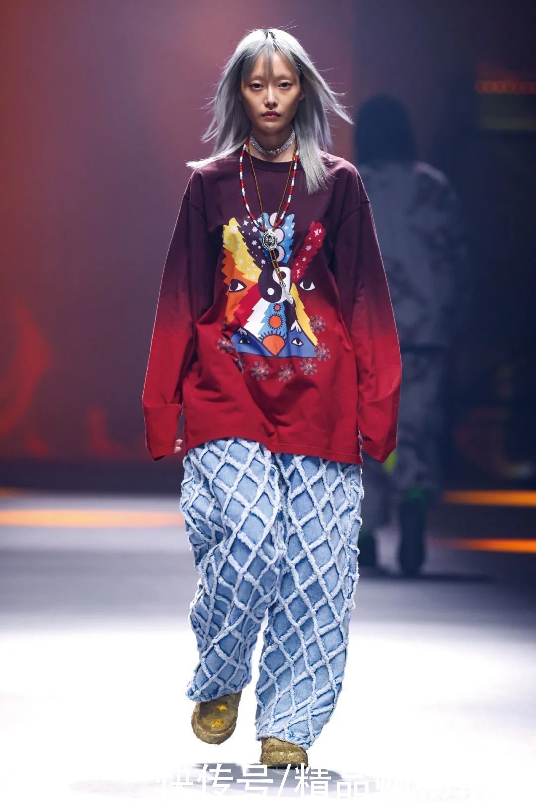 顶流们的阳谋,联手把国潮穿出圈