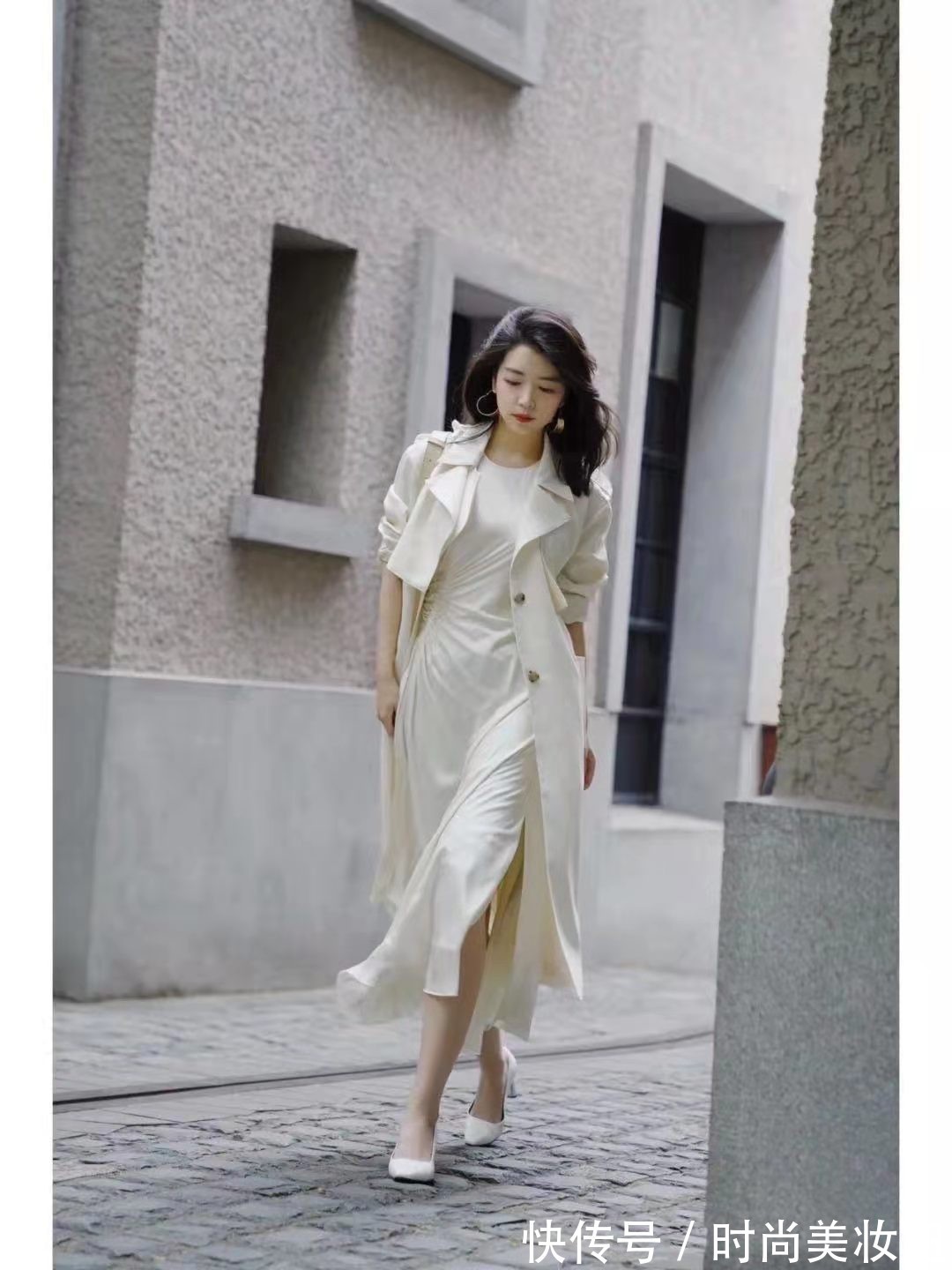 女人|“风衣”怎么穿才优雅显贵,看三木的搭配就知道,适合40岁的女人