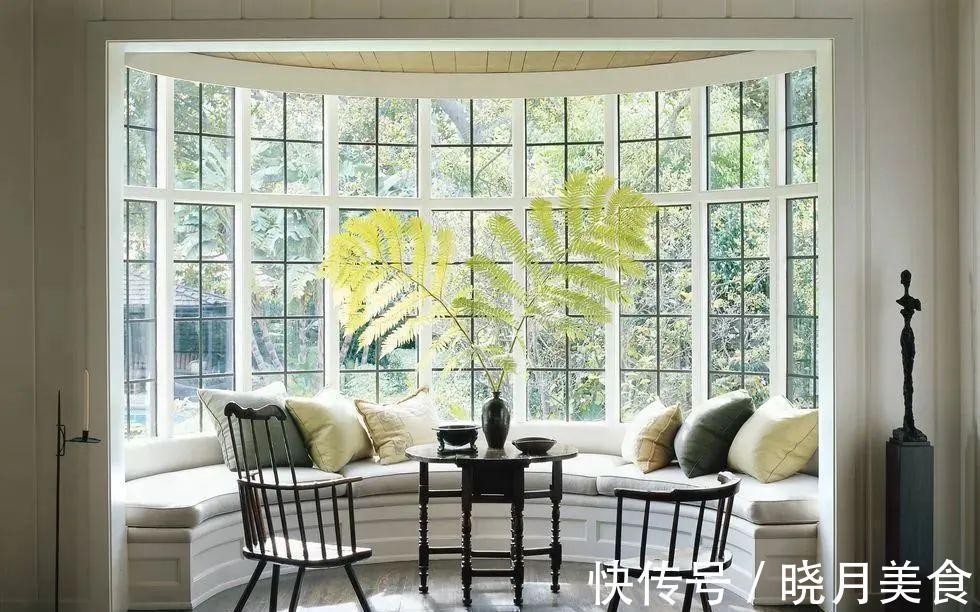 鸡肋|同事抱怨飘窗太高真鸡肋,聪明人这样一改,瞬间多出一间房!服气