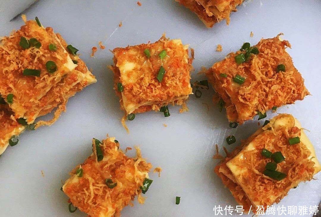 筋度|做面包时,不用烤箱,多加一步就能快速揉出膜,蒸好的面包松软拉