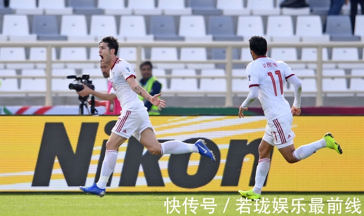 榜首|3-0,亚洲第1两连胜,反超韩国重回榜首,阿兹蒙单刀低射