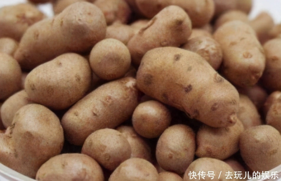 冬季养生要会吃,学会吃3种食物,清热降火,降压减脂,好处多多