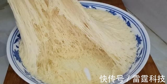 早餐别烙饼吃包子了，教你新吃法，香酥又松软，比面包烧饼还好吃