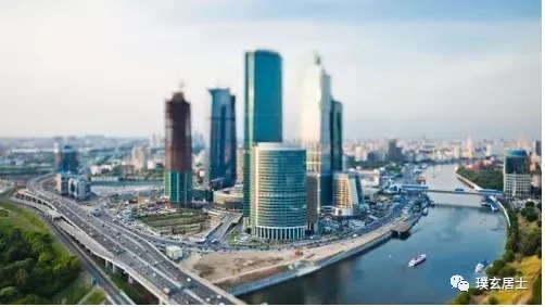 居住|靠近这些地方开店或居住更易发财!