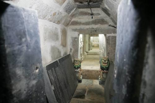 神秘|古塔下现13枚神秘古币,专家搞不清它的来头,却咬定是世界级奇珍