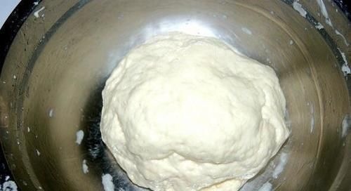 72岁外婆的烙饼秘方，只需注意“这2点”，外酥里软，凉了也不硬