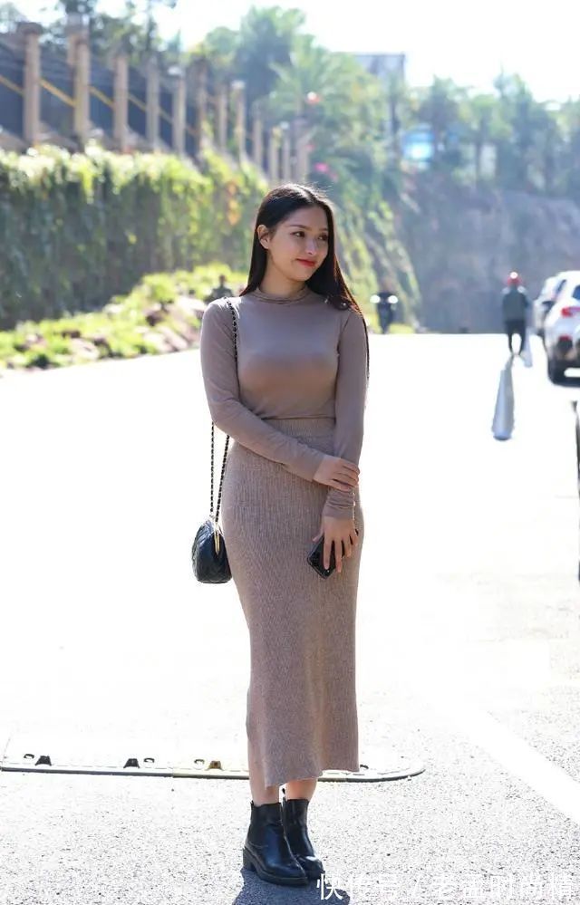 针脚|被针织裙包裹,让你轻松拥有轻熟时尚美