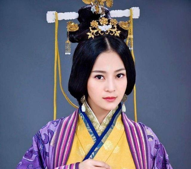 年轻貌美|她年轻貌美,以10万大军作嫁妆,还生了5个儿子,最后却无辜被废