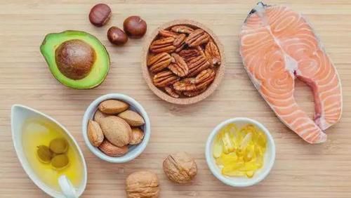 睡眠时间|减脂期不想肌肉流失，5个方法让你保持强壮。