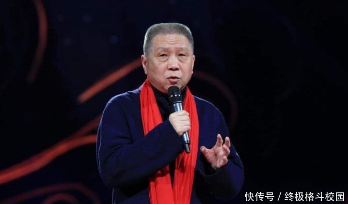 鎏金佛|马未都我有一个鎏金佛,都没开过封,偶尔拿出来看也非常小心