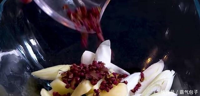 面点大师说|面点大师:调饺子馅有“3个”重点,1分钟学会,汤汁浓郁不油腻!