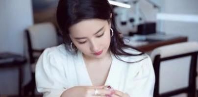 额头|女生拍照容易上镜,脸上都少不了这4个“特征”!中2个就是高级脸