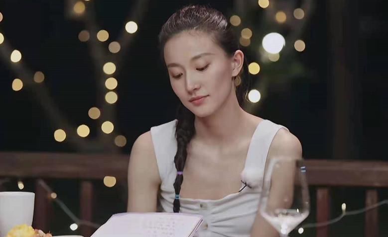 兩人|《女兒3》張豆豆于家翊起分歧,第一輪的問題,終于在第二輪爆發(fā)