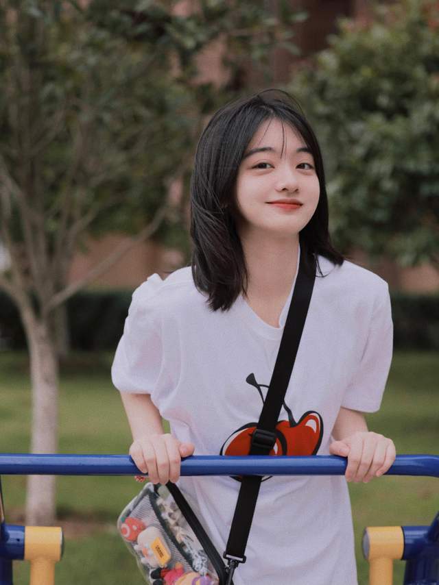 穿搭|早秋想要穿出甜美少女风,这几件外套一定少不了!想不时髦都难