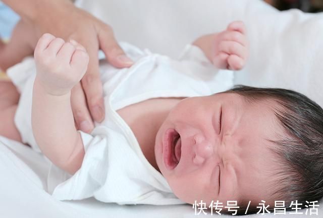 食物|孩子身体出现这5个“信号”,暗示积食比较严重,父母要心中有数