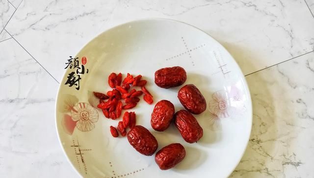 简单|金桔和它真是天生一对,简单一煮,润肺止咳,清甜好喝不上火