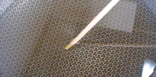 花生米中加1个鸡蛋，吃一次就忘不了，做法简单，年夜饭必备