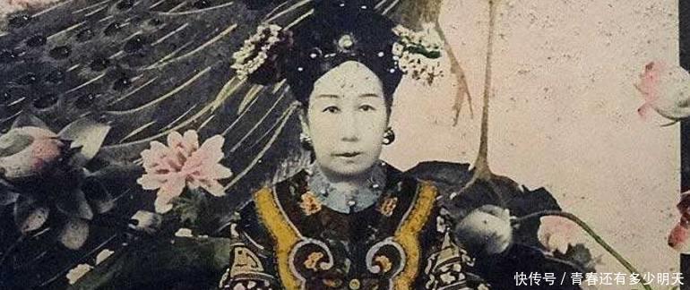 耳坠|慈禧一生作恶多端,在爱情中却是小女人,男人送她的耳坠戴了一生!