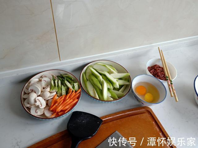 鲢鱼|外甥来家我只做4个菜，却鲜美营养全吃光，外甥笑了：下周还来