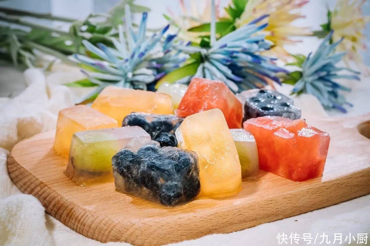 夏天|夏天吃“冻水果”，首推这4种，比吃冰糕强多了，只清爽，不太凉