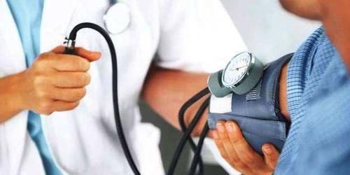 经确诊为高血压后，4种食物最好少碰，第2个再喜欢也要戒掉