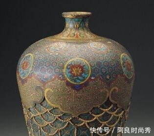 马未都 曾去故宫看瓷器, 对工作人员说这东西有人“动过”, 他还不信!