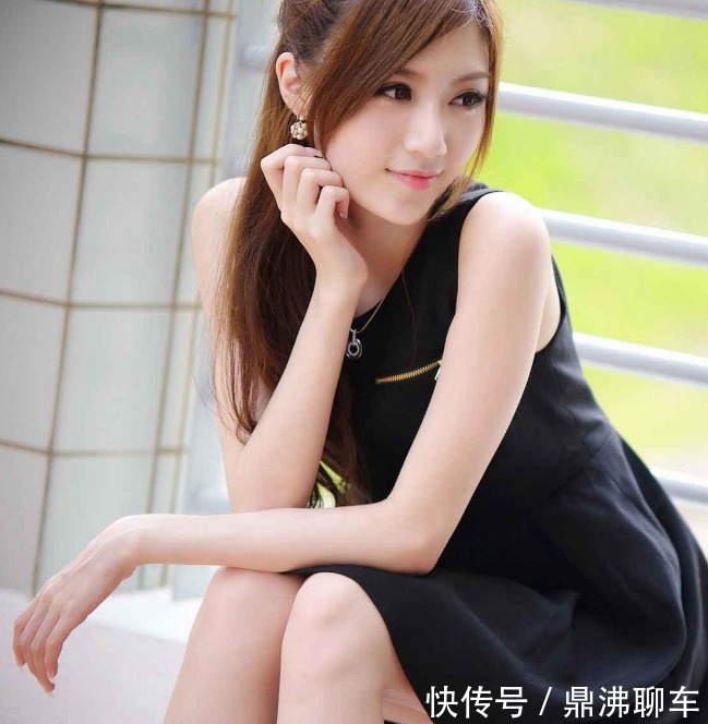 舌吻|男性喜欢伸出舌头“接吻”，有3种好处带给给女性，她十分喜欢