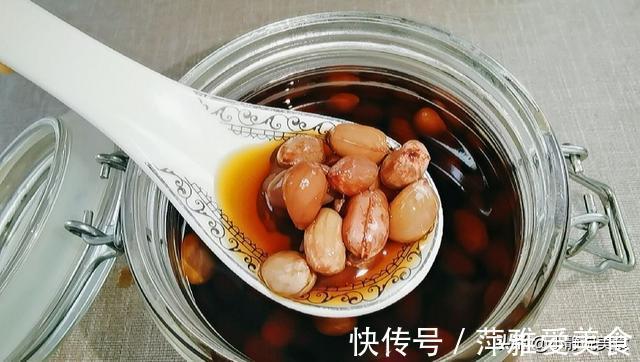 补药一堆不如一把花生,教你养生吃法,每天几粒,胃口大开睡眠好