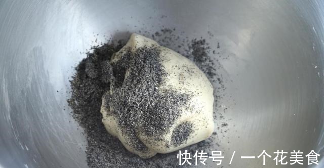 花朵|花朵形状的吐司，好看又好吃，营养又健康！