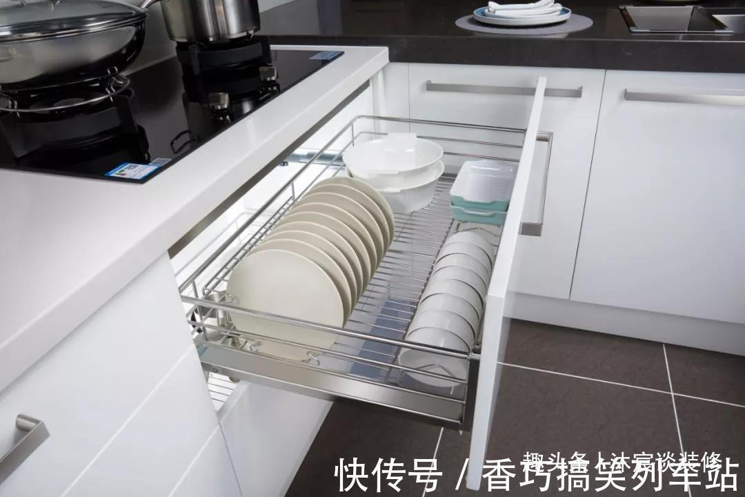 鞋柜|第一次装修没经验,被工人们忽悠了,不仅浪费钱还不实用,太亏了