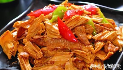  泡水|炒腐竹时，第一步直接泡水就错了，很多人不懂，难怪腐竹外烂里硬