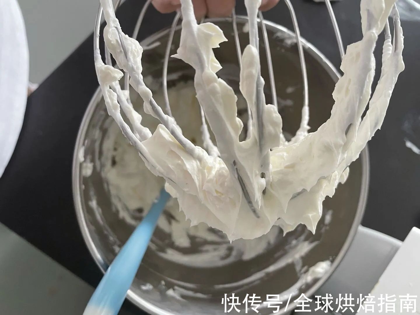 面包师|超人气的3款冰淇淋面包，口感爽爆了