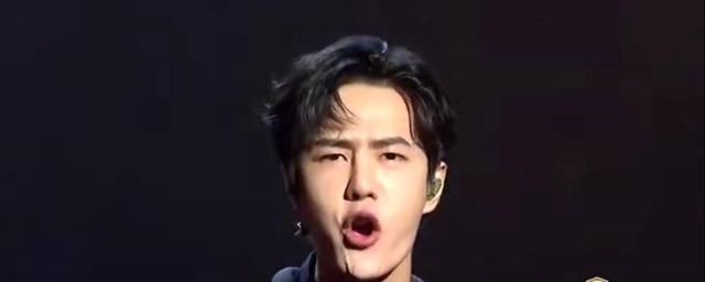 王一博|王一博铿锵有力的演唱《渴望光荣》,反而越发让人期待的竟然是它