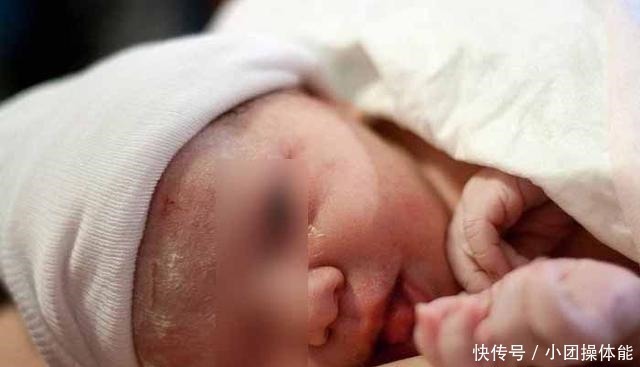 女婴|生下的是男婴,喂奶时却变成了女婴,在医院如何辨别自己的孩子!