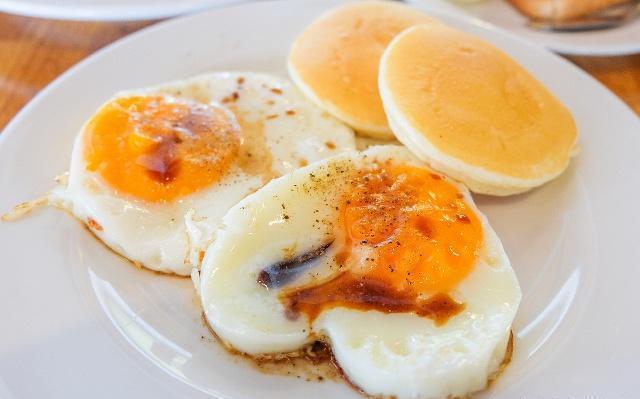 暗号|女性快绝经时，身体会提前发出6个暗号，早发现，还能留住月经