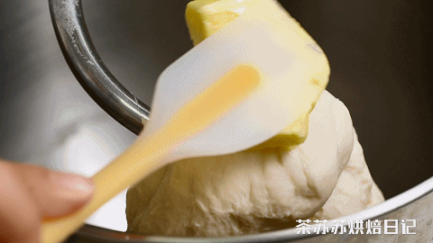 这道紫米雪山包一上桌，全家都爱吃