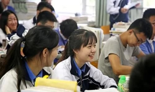 初中|初高中学生身高表出炉,达到这个数才算合格,你家娃拖后腿了吗?